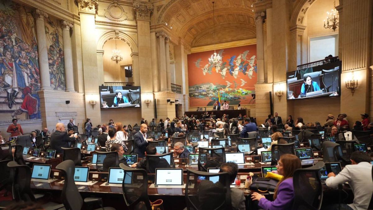 La Comisión septima hundió la reforma laboral