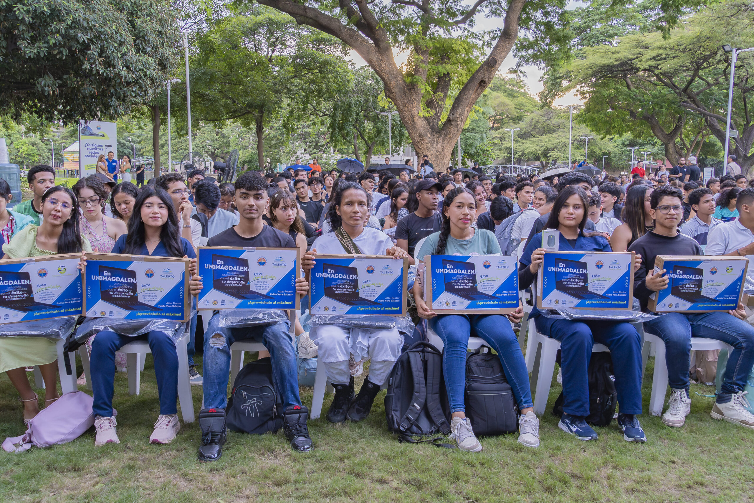 Queremos darles todas las herramientas posibles para que permanezcan en la Universidad”: Rector Pablo Vera