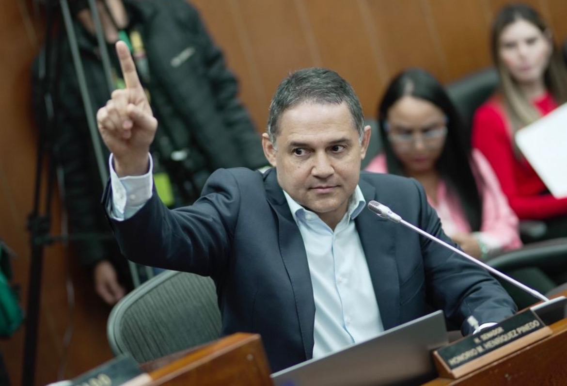 Honorio Henriquez un senador que si trabaja por el caribe y el país