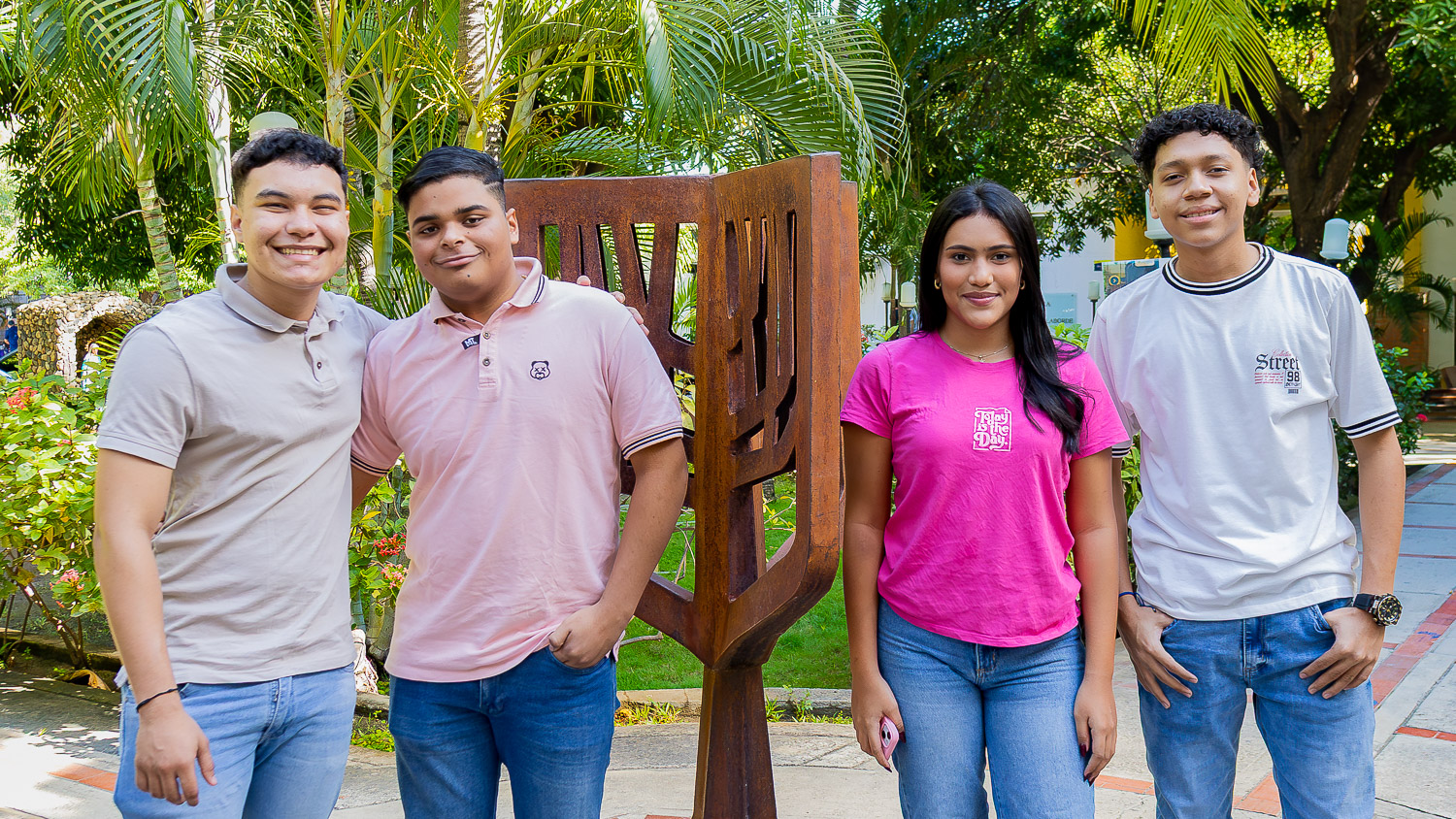 La Sergio recibe a más de 360 nuevos estudiantes