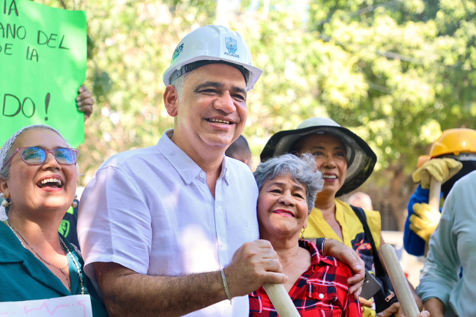 Alcaldía de Carlos Pinedo Cuello avanza en obras del programa “Transformando mi Barrio”