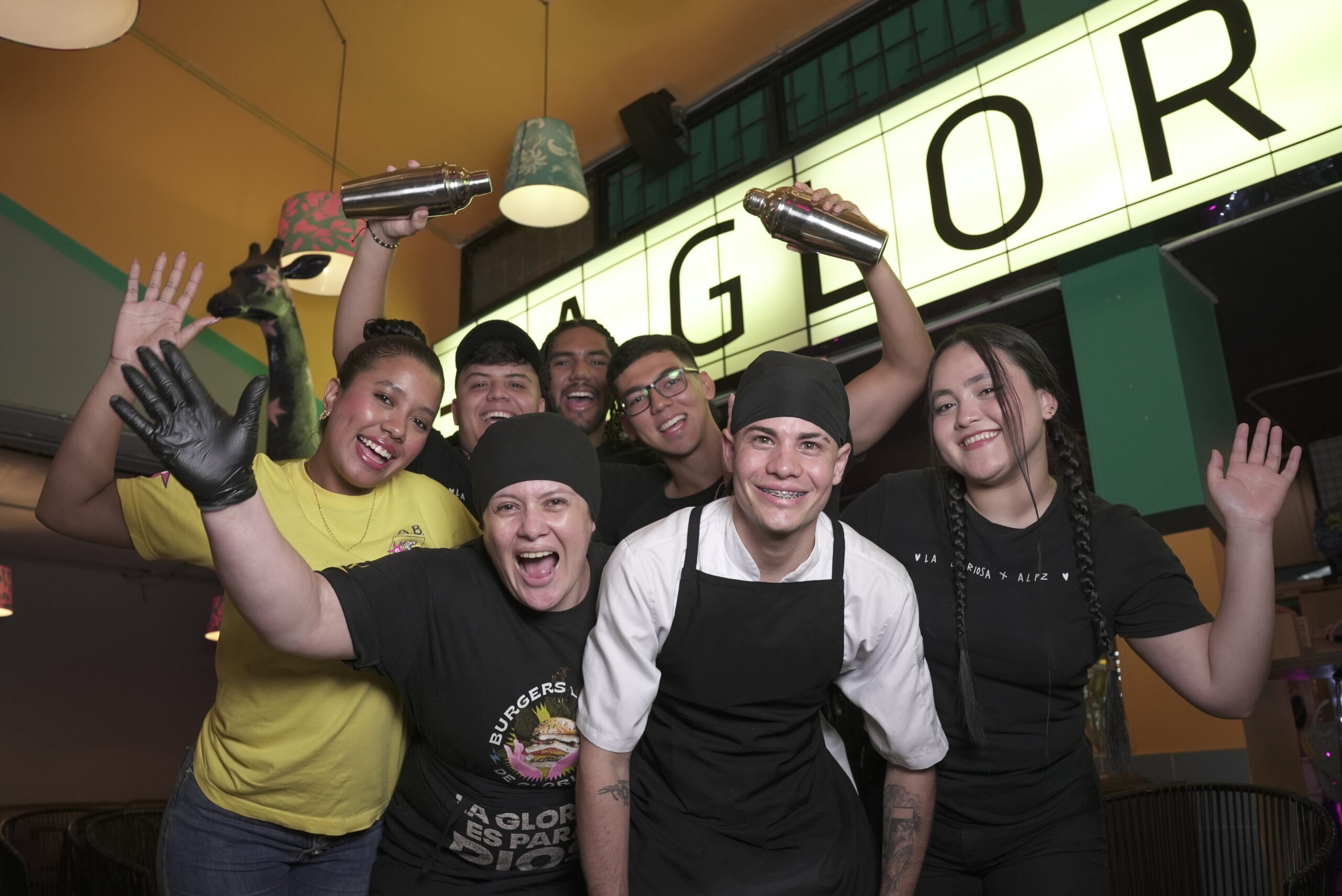 La Gloriosa se corona como el Mejor Restaurante de Comidas Rápidas de Colombia en los premios “La Receta Dorada 2026”