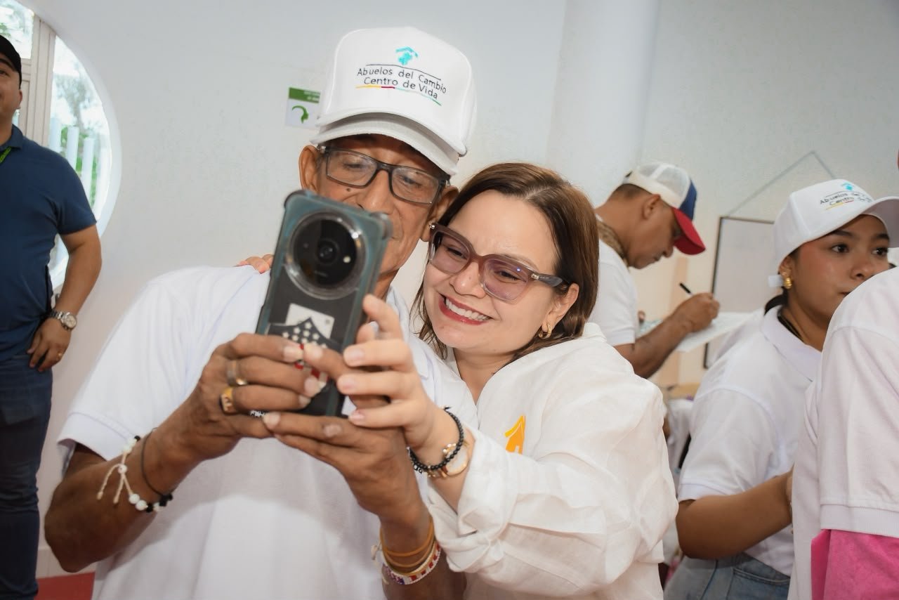  Gobernadora Margarita Guerra y abuelitos del sur del Magdalena celebraron el Día del Adulto Mayor en Centros de Vida de El Banco y Guamal