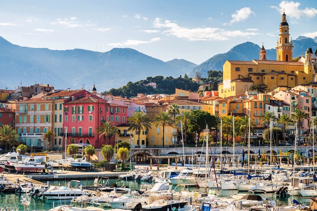 El set-jetting: la tendencia que lleva a los viajeros a visitar locaciones reales vistas en pantalla
